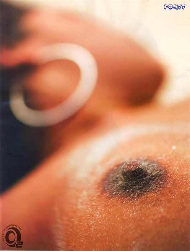 mulher-file-nua-gostosa-pelada-na-playboy-42