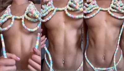 Layla Brooks video onlyfans da tesuda se exibindo