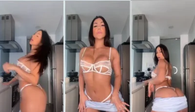 Cenas picantes da Nia Cruz exibindo o corpo