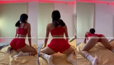 Juicybody2001 provocando em cima da cama