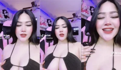 Natalia peituda branquinha bem tesuda