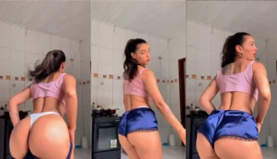 Galeguinha abaixando o shorts e erguendo a blusa para mostrar tudo