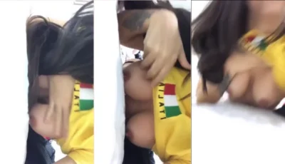 Kellyta Tharsys ergueu a blusa e começou exibir as tetas