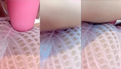 Larissa Sumpani passando vibrador na xereca